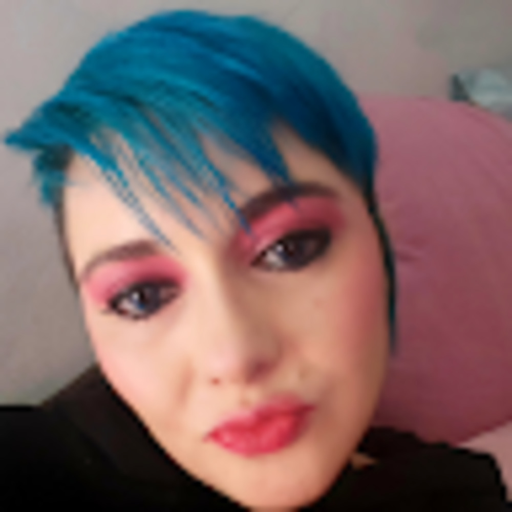 Meet your Posher, Angelina